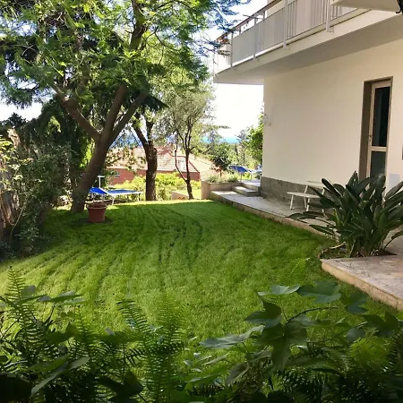 Mimosa - Large Luxury For Two Families! * San Remo